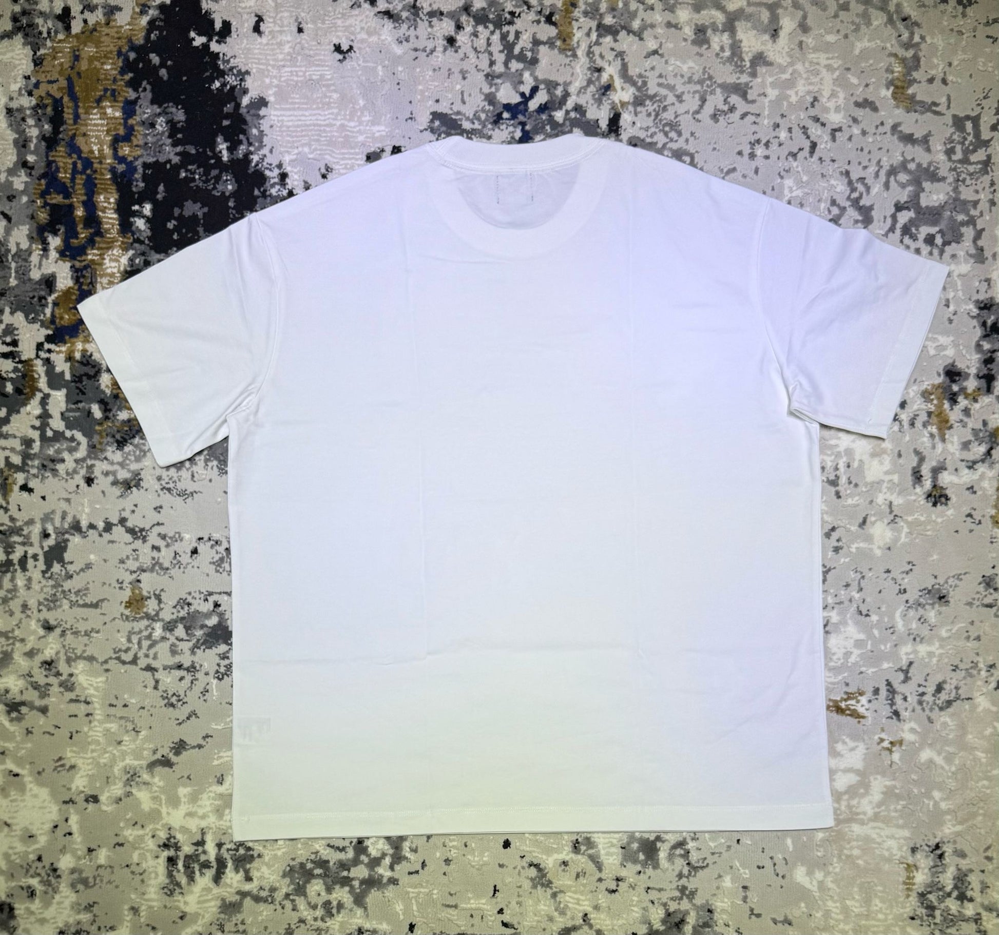T-shirt oversize-low side logo